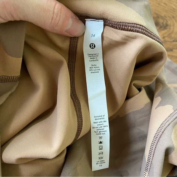 Lululemon Align High-Rise Crop 23"
Heritage 365 Camo Beige Multi size 14 - Picture 8 of 9
